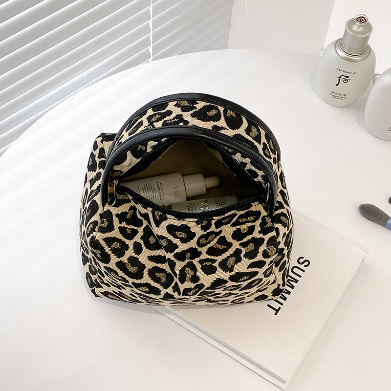 Leopard Makeup Bag Luxury  Lar - огляд і ціна Luxury Skincare Box